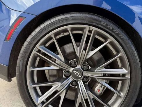 Used 2020 Chevrolet Camaro ZL1 image 6