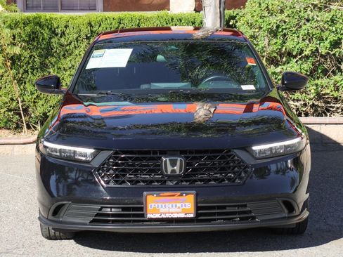 Used 2023 Honda Accord Sport image 3