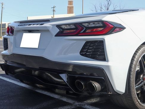 Used 2022 Chevrolet Corvette Stingray Coupe w/ 1LT image 61