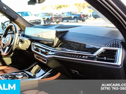 Used 2023 BMW X7 xDrive40i w/ M Sport Package image 27