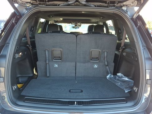 Certified 2025 Jeep Grand Cherokee L Altitude image 31