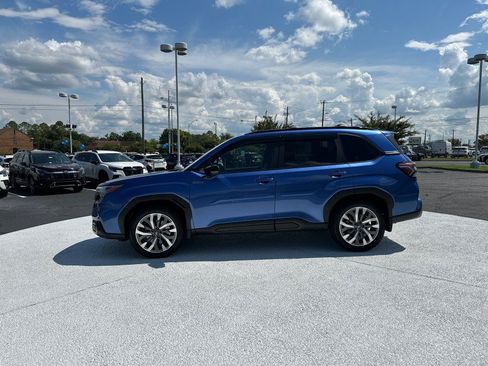Certified 2025 Subaru Forester Touring w/ Touring Package AWD/4WD image 4