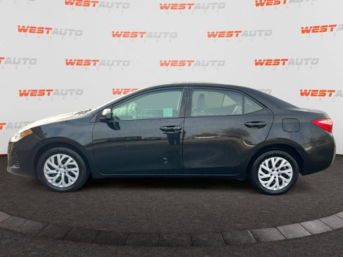 Used 2019 Toyota Corolla LE w/ Carpet Mat Package (TMS) image 2