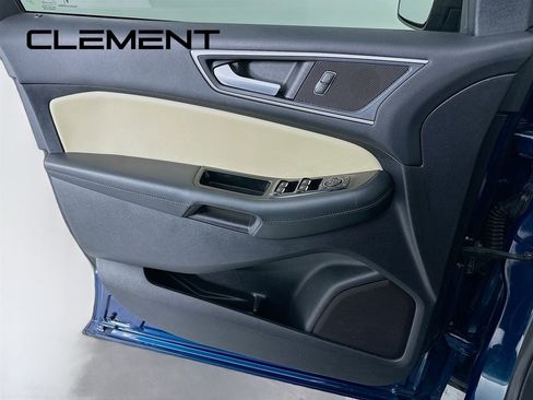 Used 2020 Ford Edge SEL w/ Convenience Package image 27