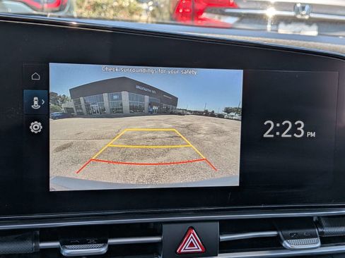 Certified 2023 Hyundai Elantra SEL w/ Convenience Package FWD image 19