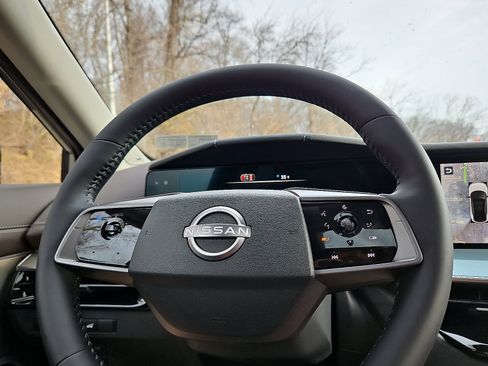 New 2026 Nissan Murano Platinum image 17