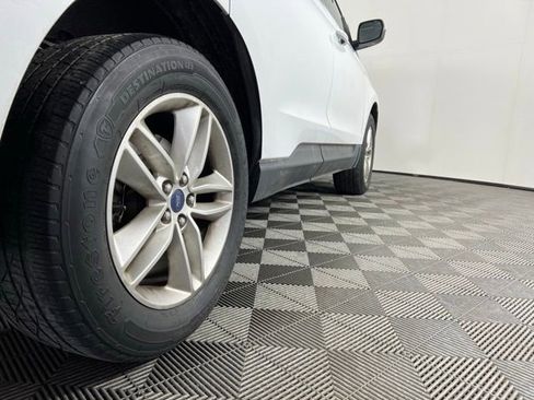 Used 2016 Ford Edge SEL image 5
