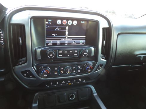 Used 2019 GMC Sierra 3500 SLT w/ Duramax Plus Package image 10