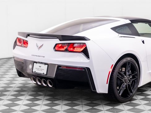 Used 2019 Chevrolet Corvette Stingray Coupe w/ Battery Protection Package RWD image 35