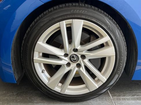 Used 2021 Lexus IS 300 w/ Comfort Package RWD image 9