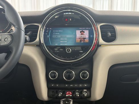 Certified 2024 MINI Cooper S w/ Signature Upholstery Package FWD image 17