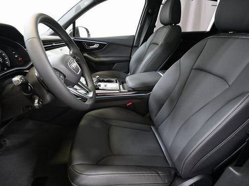 Used 2026 Audi Q7 3.0T Premium Plus AWD/4WD image 8
