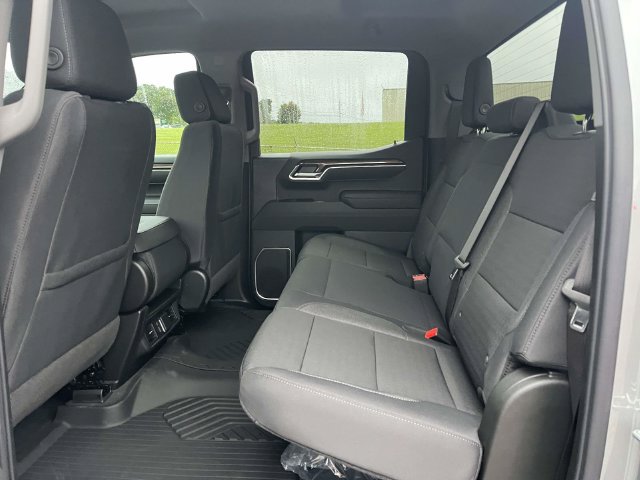 New 2026 Chevrolet Silverado 1500 RST w/ Z71 Off-Road Package AWD/4WD image 7