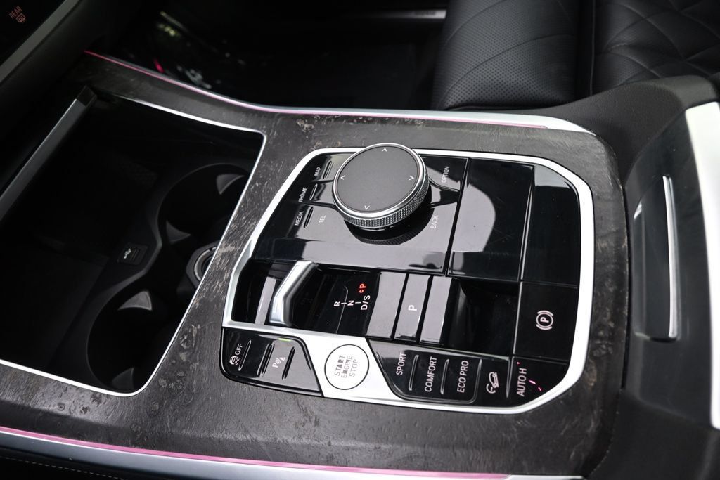 Used 2024 BMW X5 xDrive40i AWD/4WD image 33