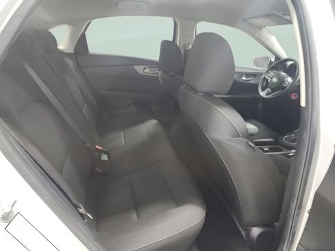 Used 2020 Kia Forte LXS image 16