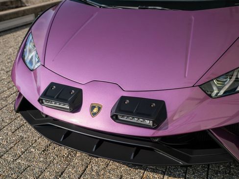Used 2024 Lamborghini Huracan Sterrato image 12
