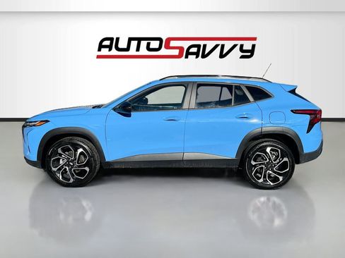 Used 2024 Chevrolet Trax RS w/ Sunroof Package FWD image 4