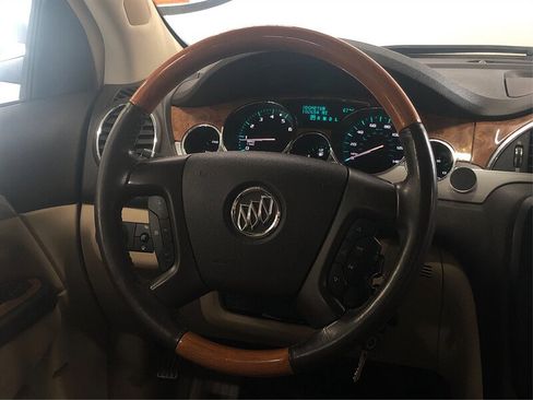 Used 2008 Buick Enclave CXL w/ Entertainment Package #3 image 28