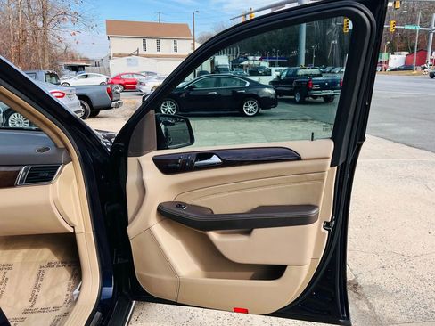 Used 2013 Mercedes-Benz ML 350 2WD image 15