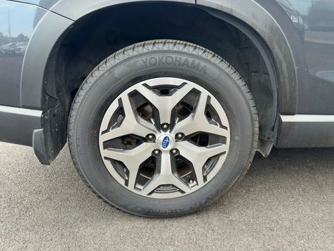 Used 2019 Subaru Forester Premium image 20