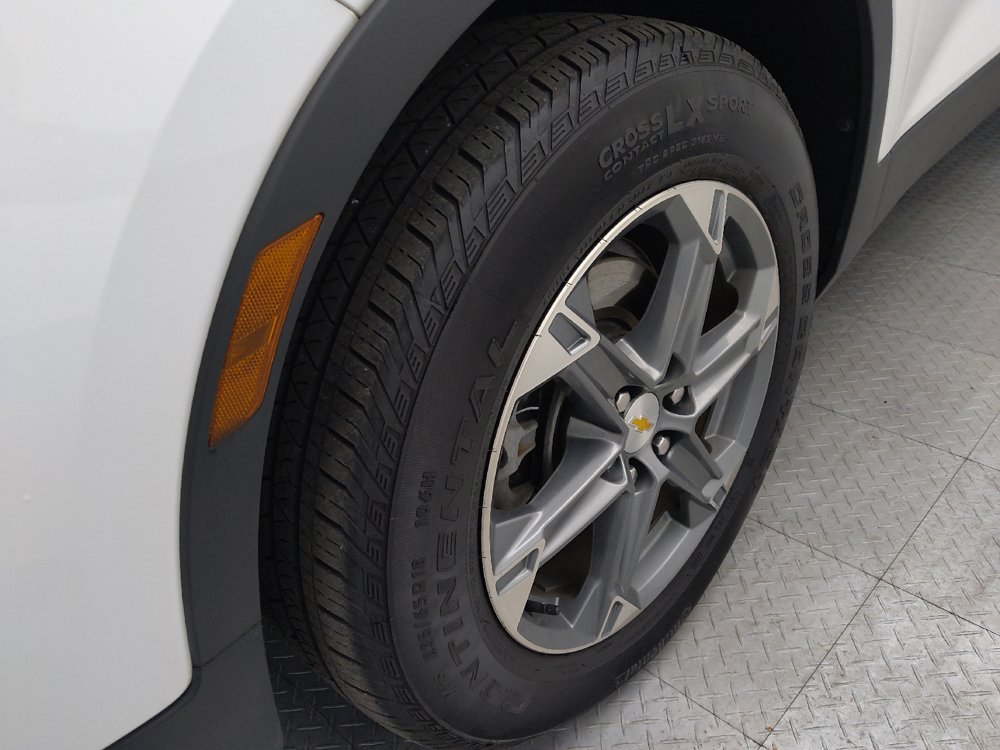 Used 2024 Chevrolet Blazer LT w/ Convenience Package FWD image 31