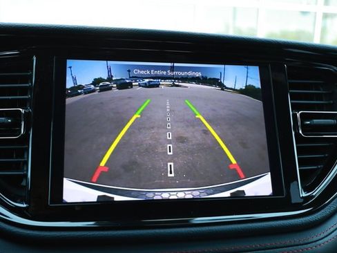 Certified 2024 Dodge Durango GT RWD image 17