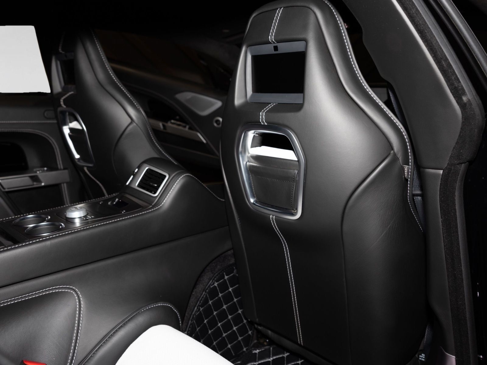 Used 2011 Aston Martin Rapide RWD image 27