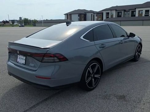 Used 2024 Honda Accord Sport image 7