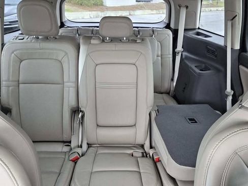 Certified 2021 Lincoln Aviator Reserve w/ Equipment Group 201A image 19