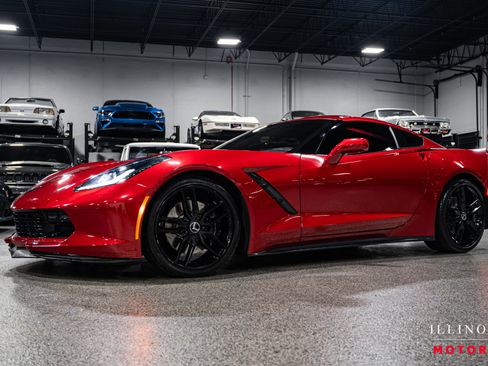 Used 2015 Chevrolet Corvette Stingray Coupe w/ 3LT Preferred Equipment Group image 1