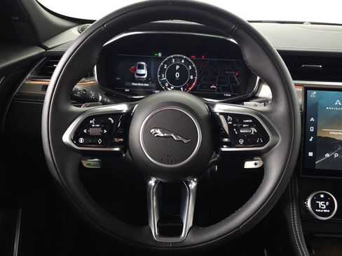 Used 2025 Jaguar F-PACE R-Dynamic S AWD/4WD image 21