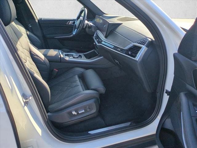 Certified 2025 BMW X5 sDrive40i RWD image 23
