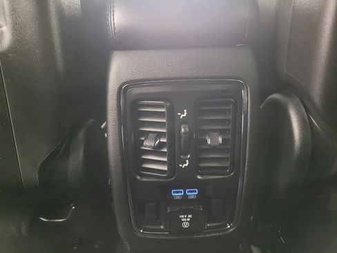 Used 2021 Jeep Grand Cherokee Limited AWD/4WD image 21