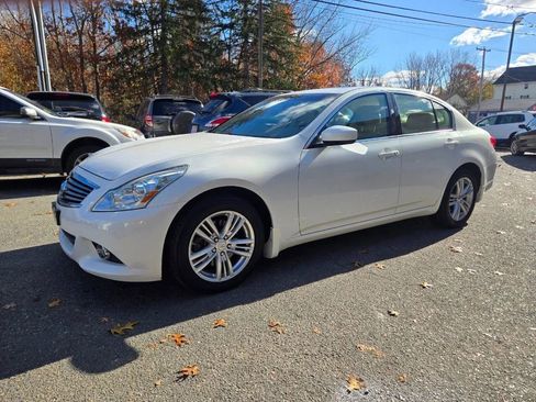 Used 2013 INFINITI G37 x Sedan w/ Premium Pkg image 32