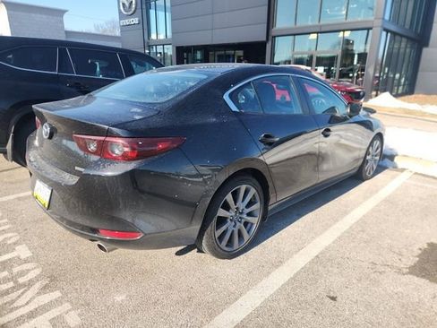 Used 2020 MAZDA MAZDA3 Sedan w/ Select Package image 5