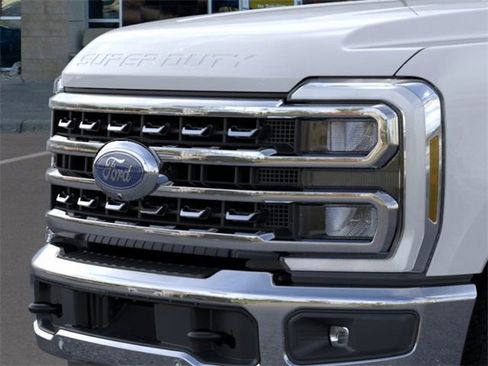 New 2026 Ford F250 Lariat w/ Lariat Ultimate Package image 17