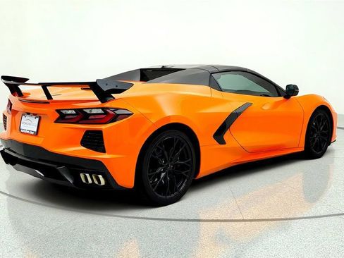 Used 2023 Chevrolet Corvette Stingray Preferred Conv w/ Z51 Performance Package RWD image 5