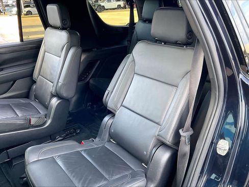 Used 2021 Chevrolet Tahoe Z71 w/ Luxury Package image 20