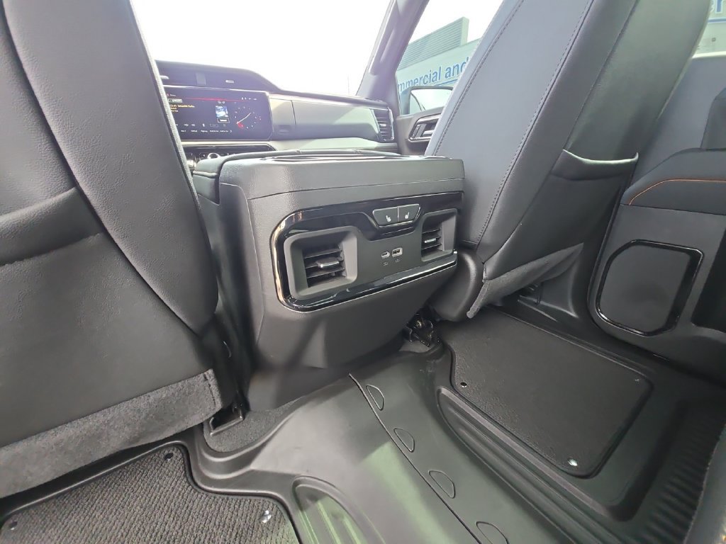 Certified 2025 GMC Sierra 1500 AT4 w/ AT4 Premium Package AWD/4WD image 34