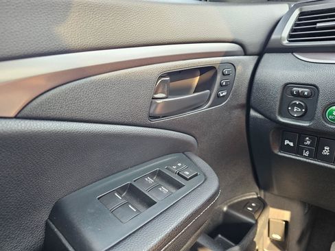 Used 2023 Honda Passport EX-L image 35