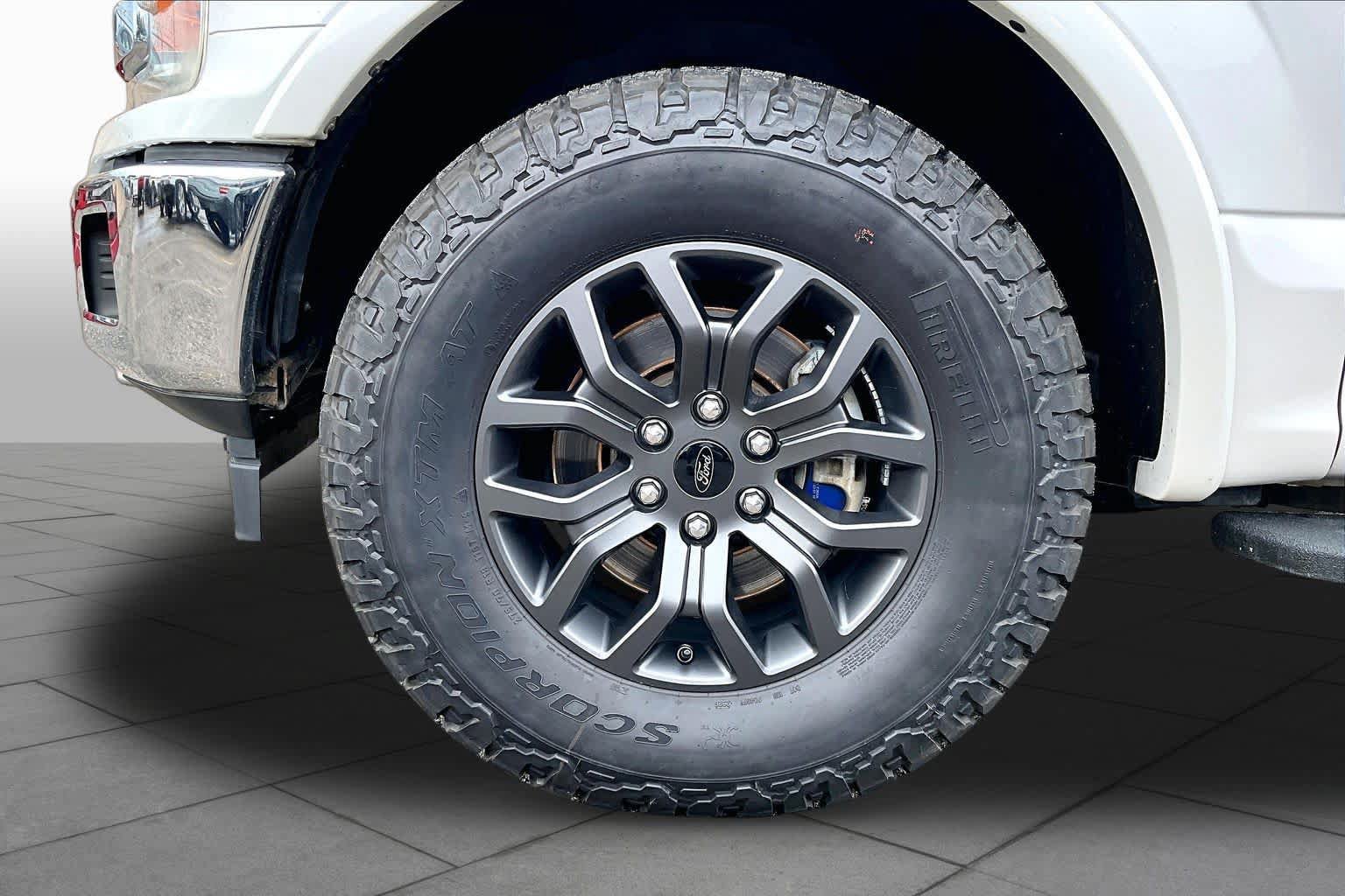 Used 2018 Ford F150 Lariat AWD/4WD image 12