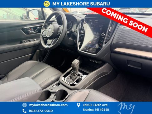 Used 2025 Subaru Forester Limited AWD/4WD image 12