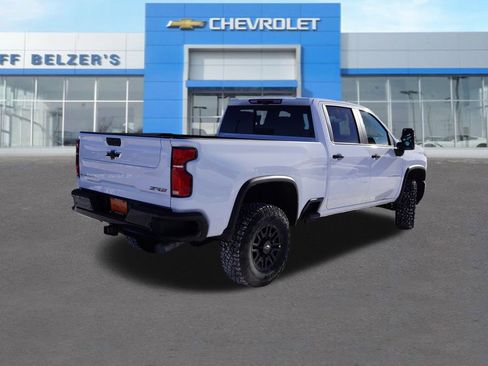 New 2026 Chevrolet Silverado 2500 ZR2 image 3