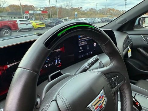 Used 2025 Cadillac CT5 V w/ Technology Package image 88