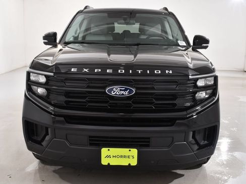 New 2026 Ford Expedition Active AWD/4WD image 3