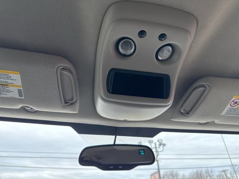 Used 2005 GMC Sierra 2500 SLE w/ Snow Plow Prep Package image 31