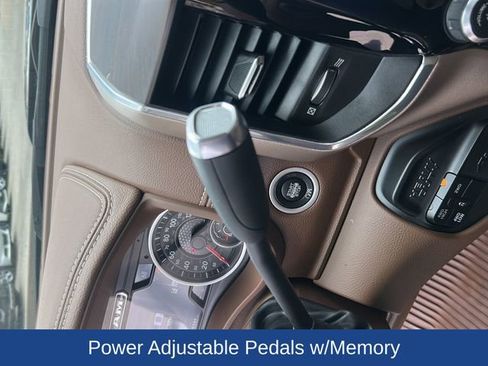 Used 2022 RAM 3500 Laramie image 24