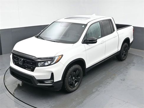 New 2026 Honda Ridgeline Black Edition image 15