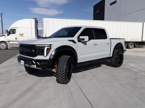Used 2024 Ford F150 Raptor image 3