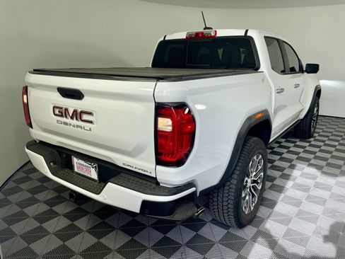 Used 2026 GMC Canyon Denali AWD/4WD image 5